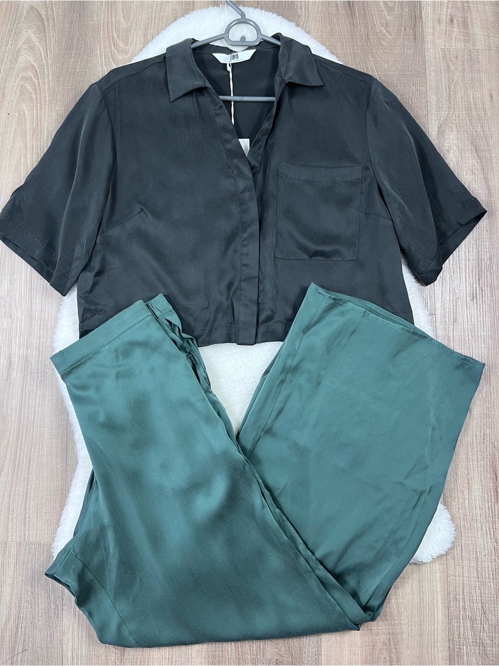 NWOT Lunya washable silk high rise pants pajama set
